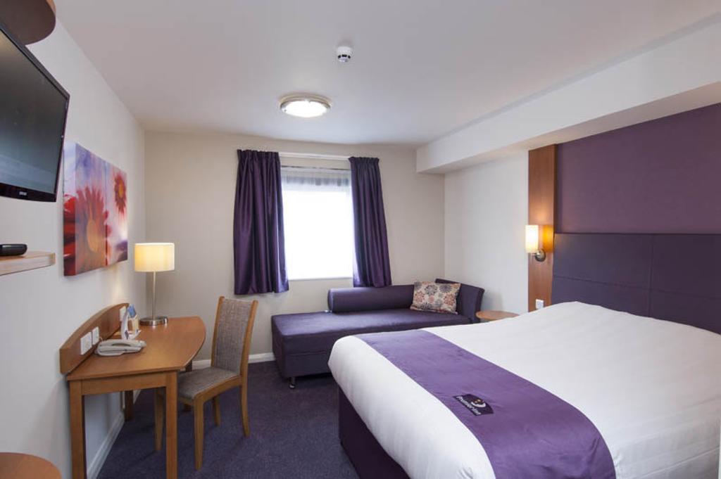 Premier Inn بيرجس هيل الغرفة الصورة