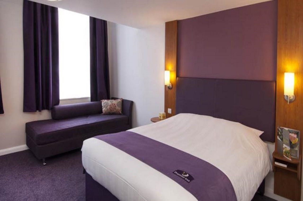 Premier Inn بيرجس هيل المظهر الخارجي الصورة